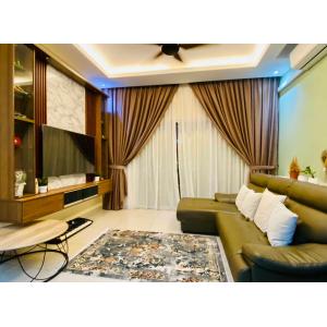 AdisonWest @ Larkinton