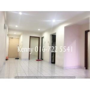 Plaza Sinar Apartment